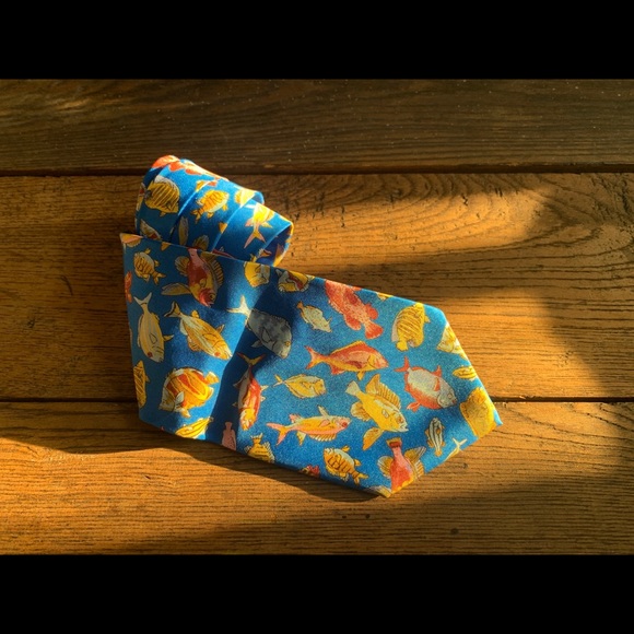GUCCI Silk Fish 🐠 Tie